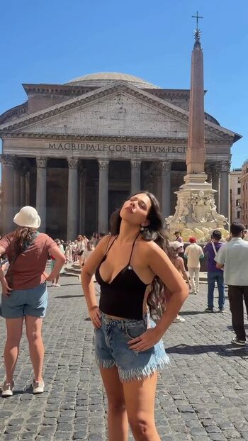 Full leaked Julia alvarengaa private onlyfans photo