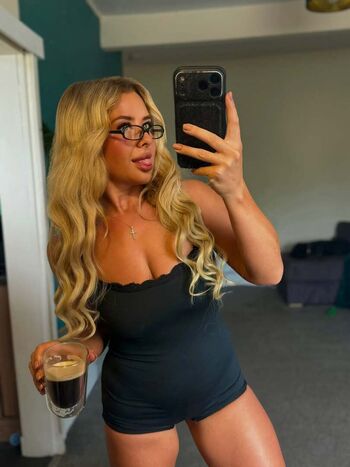 Full leaked Julia haida private onlyfans photo