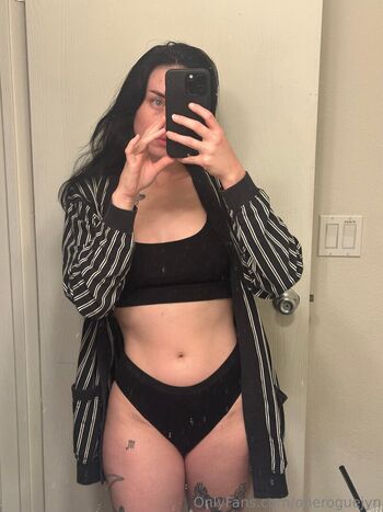 Full leaked Jynandtonics private onlyfans photo