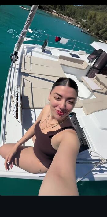 Full leaked Kardelen aknc private onlyfans photo