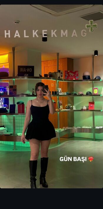 Full leaked Kardelen aknc private onlyfans photo