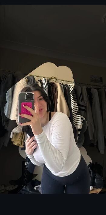 Full leaked Kardelen aknc private onlyfans photo