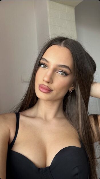 Full leaked Karla cristea private onlyfans photo