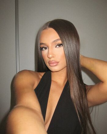 Full leaked Karla cristea private onlyfans photo