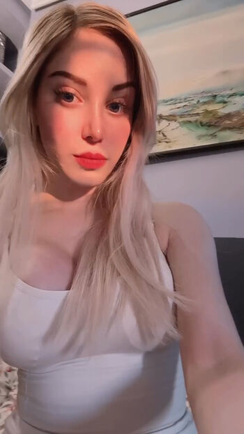 Full leaked Kitty aliice page private onlyfans photo