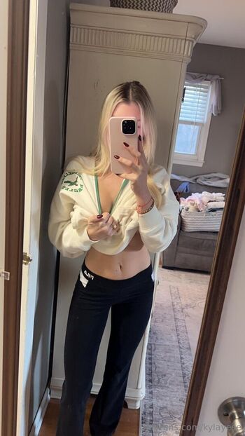 Full leaked Kylayese private onlyfans photo