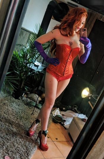 Full leaked Lara loxley page private onlyfans photo