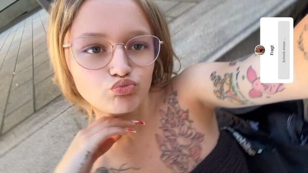 Full leaked Leazicke private onlyfans photo