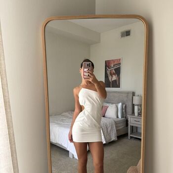 Full leaked Lilawiiams private onlyfans photo