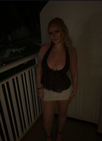 Full leaked Lily grace private onlyfans photo