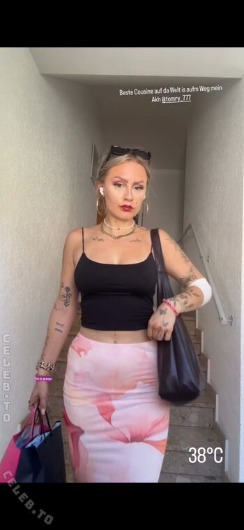 Full leaked Liskaxa private onlyfans photo