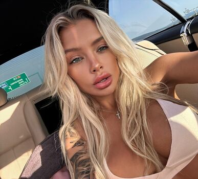 Full leaked Lola sky private onlyfans photo