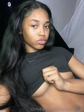 Full leaked Luckigyalxo private onlyfans photo