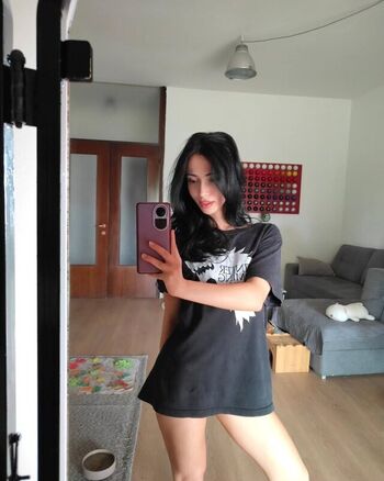 Full leaked Lucrelisa  page private onlyfans photo