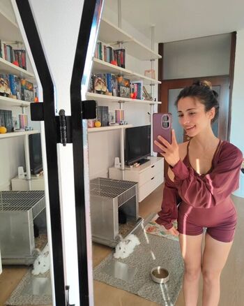 Full leaked Lucrelisa  page private onlyfans photo