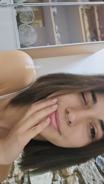 Full leaked Lucrelisa private onlyfans photo