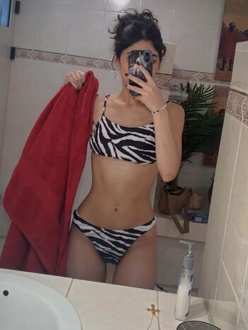 Full leaked Lynda parra page private onlyfans photo
