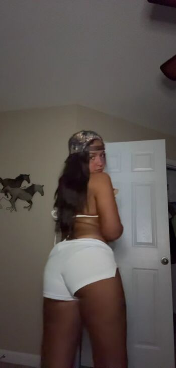 Full leaked Lyssafount private onlyfans photo