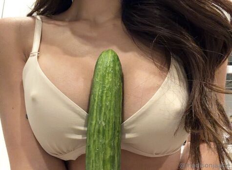 Full leaked Madisonjaane private onlyfans photo