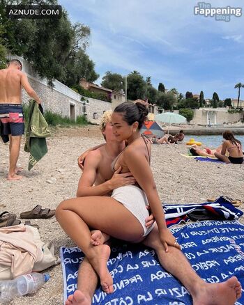 Full leaked Mae gomez private onlyfans photo