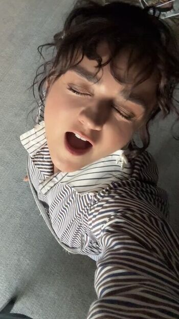 Full leaked Maisie williams private onlyfans photo