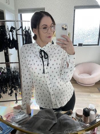 Full leaked Megturney private onlyfans photo