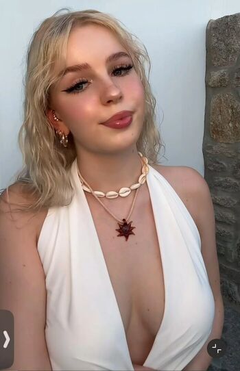 Full leaked Mialiliaa page private onlyfans photo