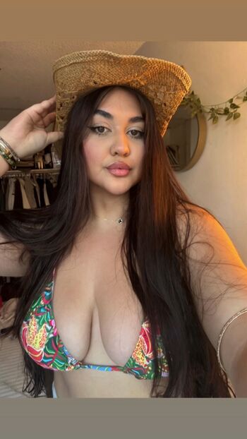 michelle_m23_