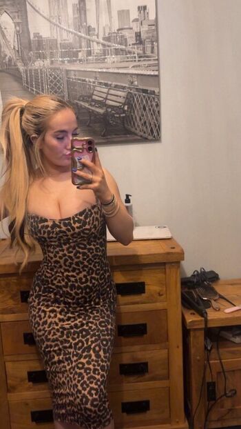 Full leaked Miimi luvv private onlyfans photo
