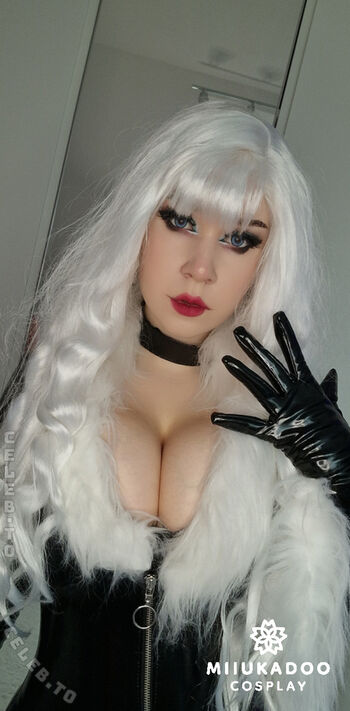 Full leaked Miiukadoo page private onlyfans photo