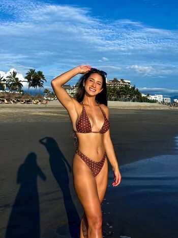 Full leaked Mikaelachavezt private onlyfans photo