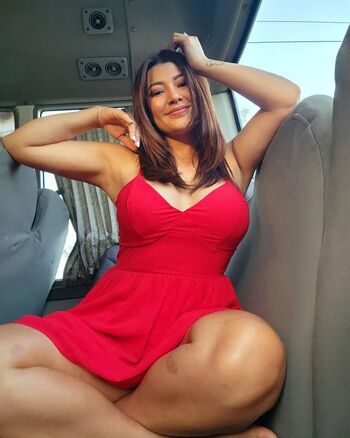 Milagro Flores