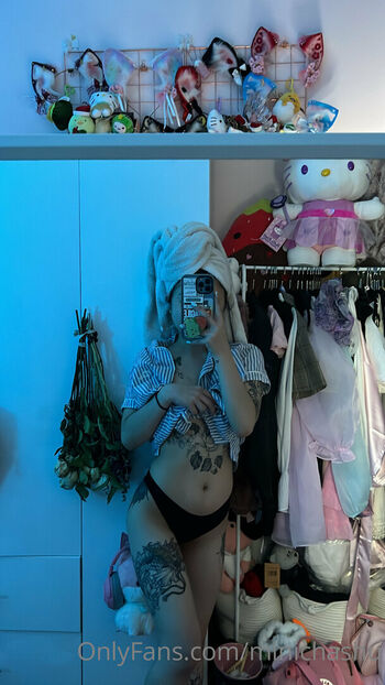 Full leaked Minichashu private onlyfans photo