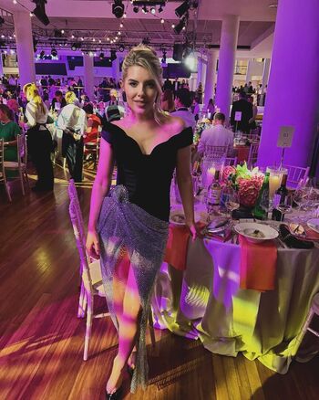 Full leaked Mollie king private onlyfans photo