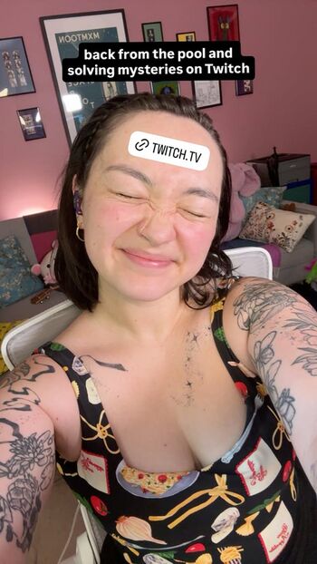 Full leaked Mxmtoon private onlyfans photo