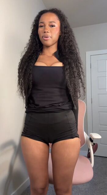 Full leaked Niara asantewa private onlyfans photo