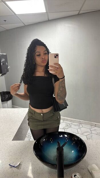 Full leaked Nikkiownsyou private onlyfans photo