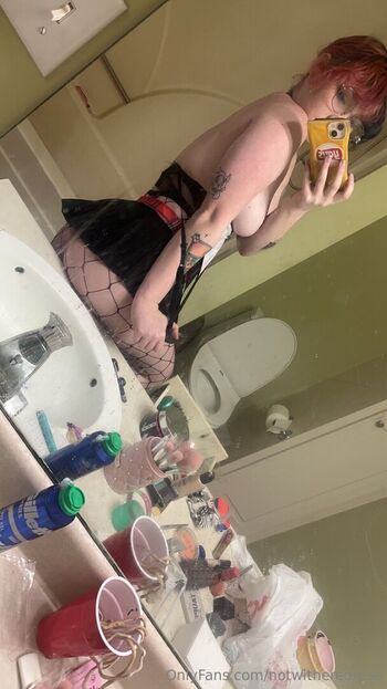 Full leaked Notwitheredrose private onlyfans photo