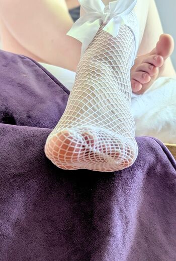 NylonFootjobToy