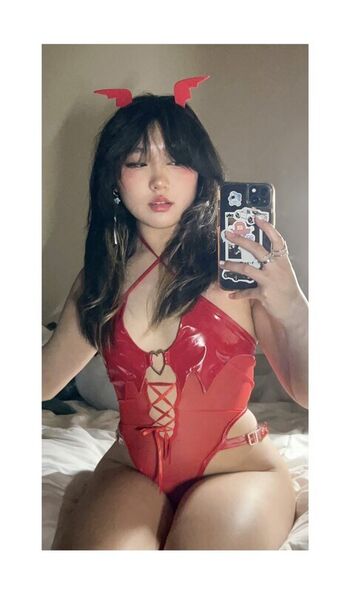 Full leaked Offbrandtea private onlyfans photo