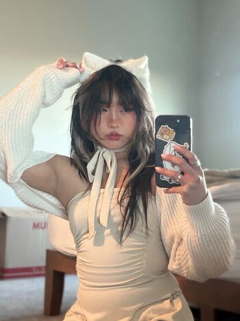 Full leaked Offbrandtea private onlyfans photo