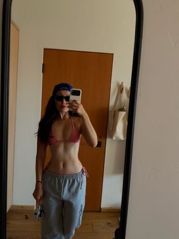 Full leaked Olivia sui private onlyfans photo