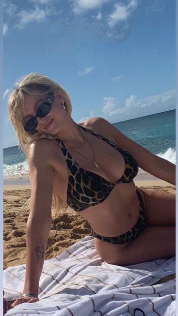 Full leaked Paigexylo private onlyfans photo