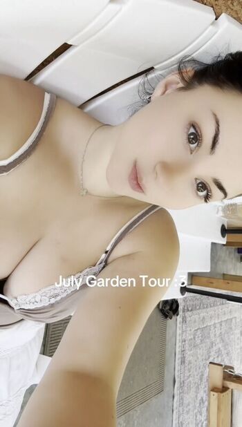 Full leaked Palmbee private onlyfans photo