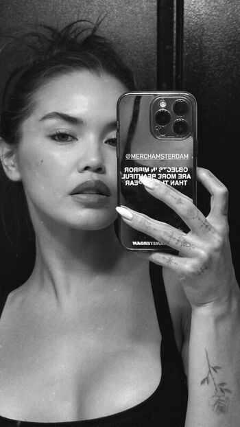 Full leaked Paris berelc page private onlyfans photo