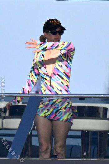 Full leaked Paris hilton private onlyfans photo