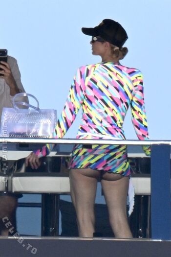 Full leaked Paris hilton private onlyfans photo