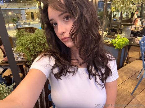 Full leaked Picky vicky private onlyfans photo