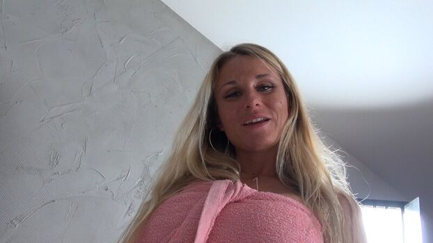 Full leaked Pov bitch private onlyfans photo