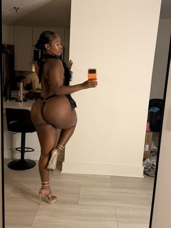 Full leaked Realkeylamarie private onlyfans photo